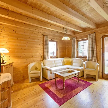 Village Wildschoenau Family Chalet, Cleaning Included 度假居 *